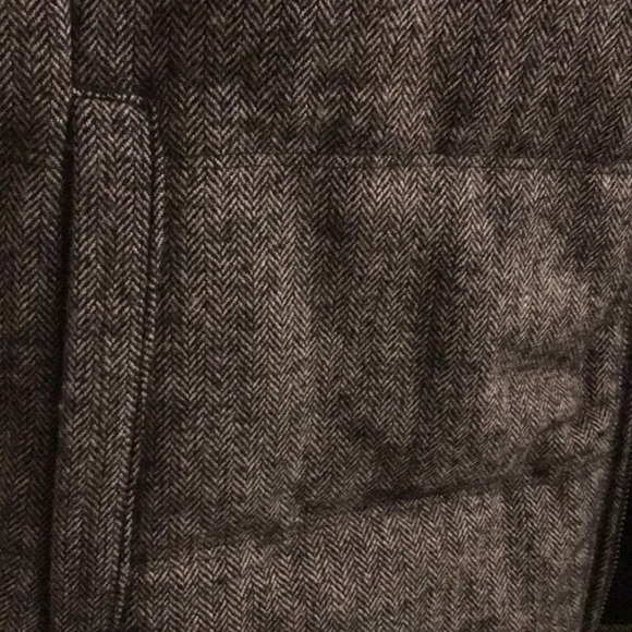 Old Navy b&w vest - Picture 3 of 3